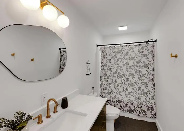 The Oasis Country 3 Bedroom Oblong